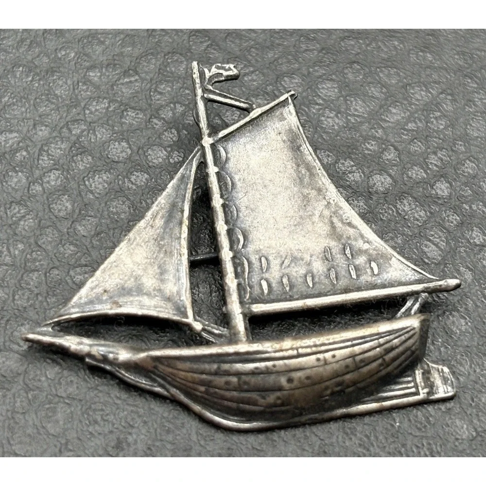 Vintage Sailboat Ship Brooch Nautical Ocean Beach Silver Plated
